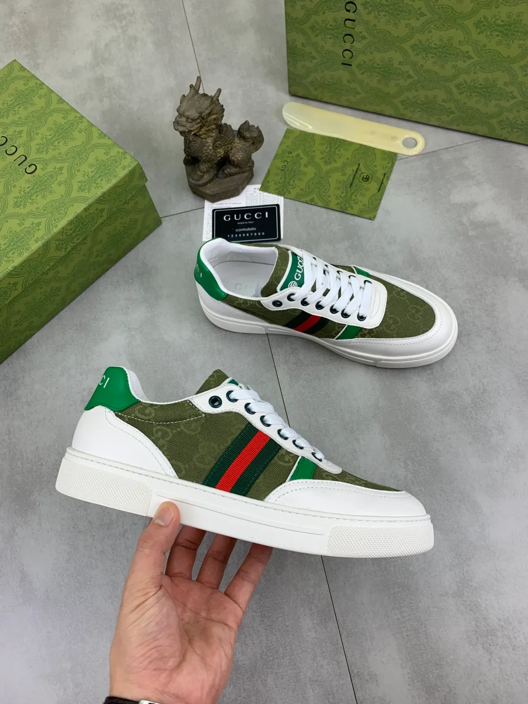 Men's men's shoes 💰P420💰【New style】(GUCCI) official website's latest 🎁🎁casual and fashionable men's shoes👟, hot style 💥 style is simple and elegant, exclusive for trendy men. Unique official website's latest brand double G element Elements 👑 Original Gucci decoration, fashionable and generous, original calfskin fabric ✅ Fully imported first-layer pigskin lining, official website designated wear-resistant, lightweight original rubber casual outsole, classic model taken in real life 🎬39-44 5️⃣ colors available